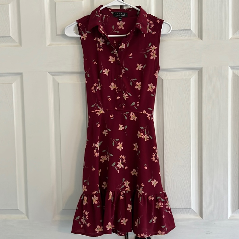 Juniors sleeveless dress
